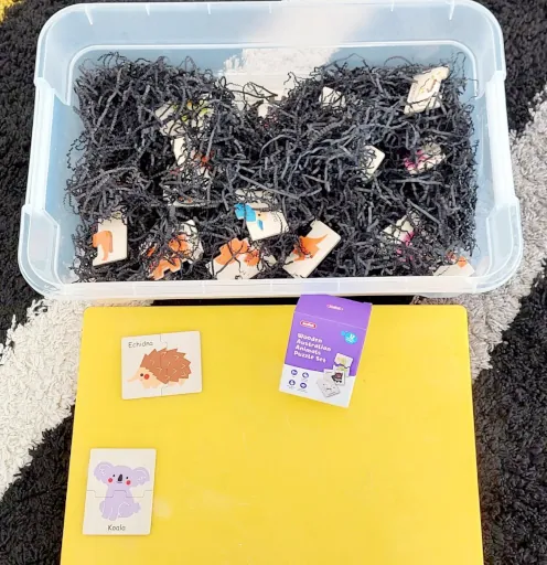 How to make the puzzle play sensory bin